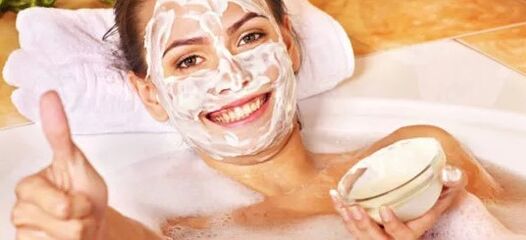 Face masks with sour cream or cream